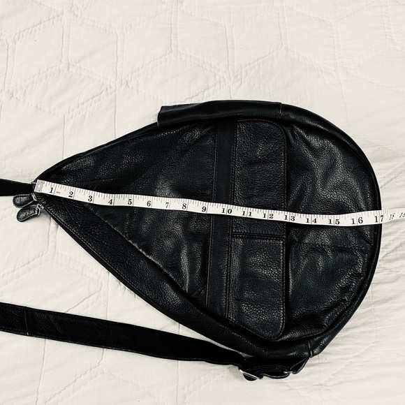 AmeriBag black leather backpack - Picture 10 of 12